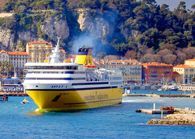 Ferry puerto de Niza